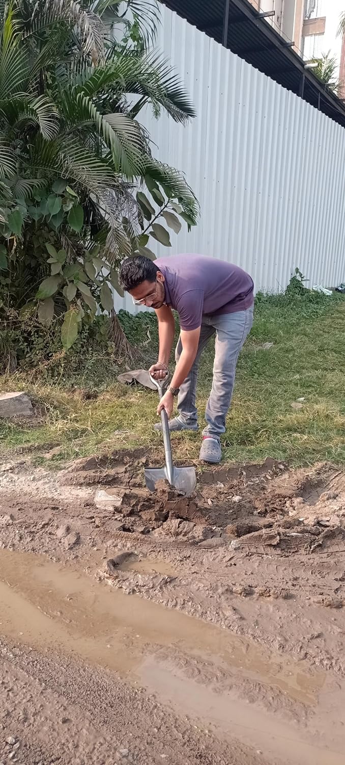 Green Touch Shovel for Digging, Made of Metal for Heavy-Duty use, Lightweight, Easy to Carry Shovel for Gardening & Agriculture Digging Tool,farmimg Tool